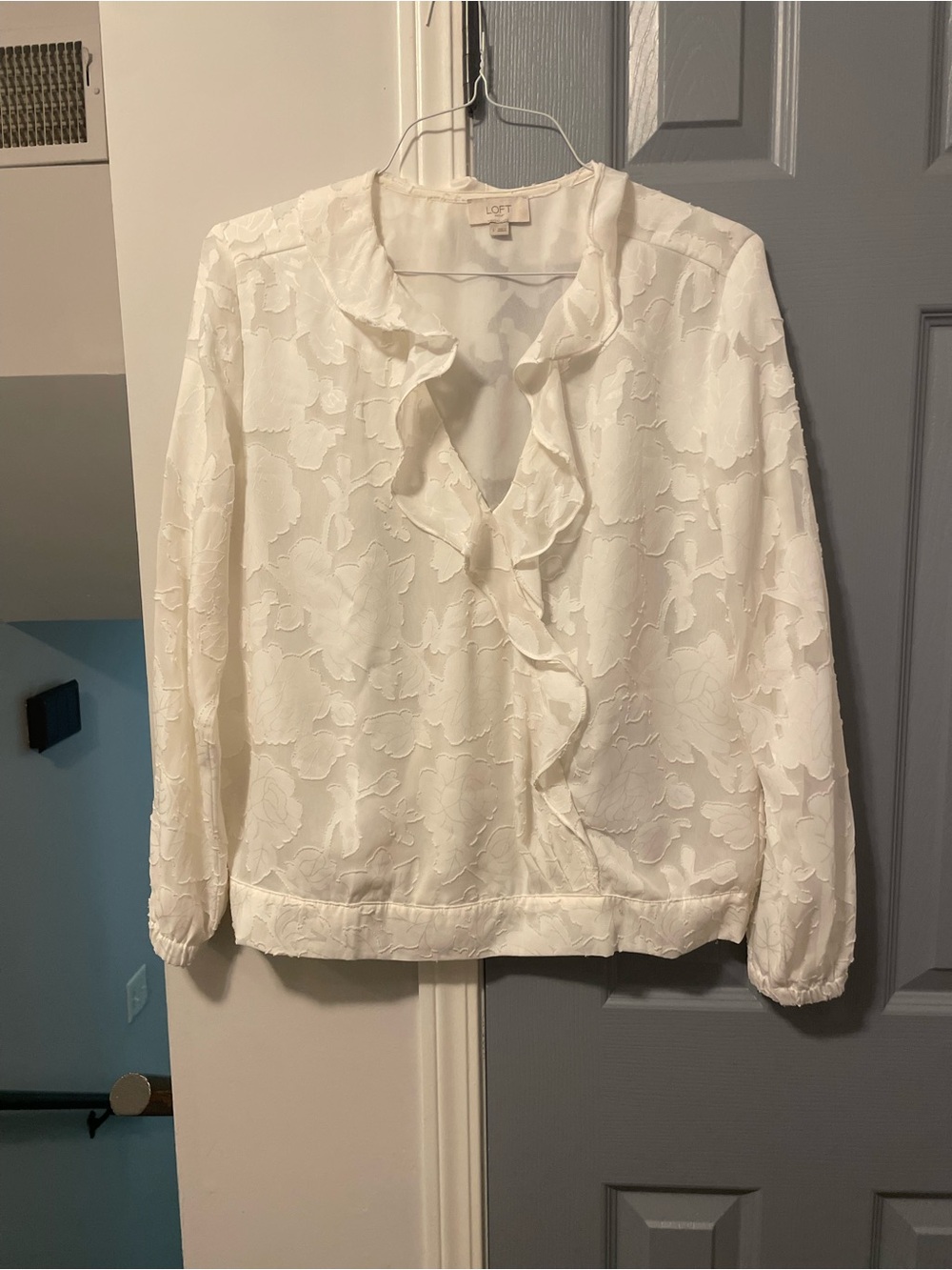 LOFT Ivory Ruffle V-Neck Long Sleeve Blouse